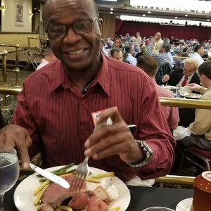 Meet your Posher, Harvey